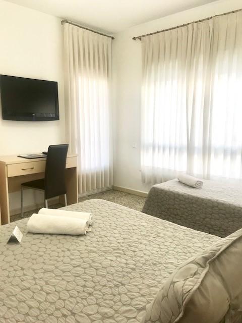 Hostal Badalona Ngoại thất bức ảnh