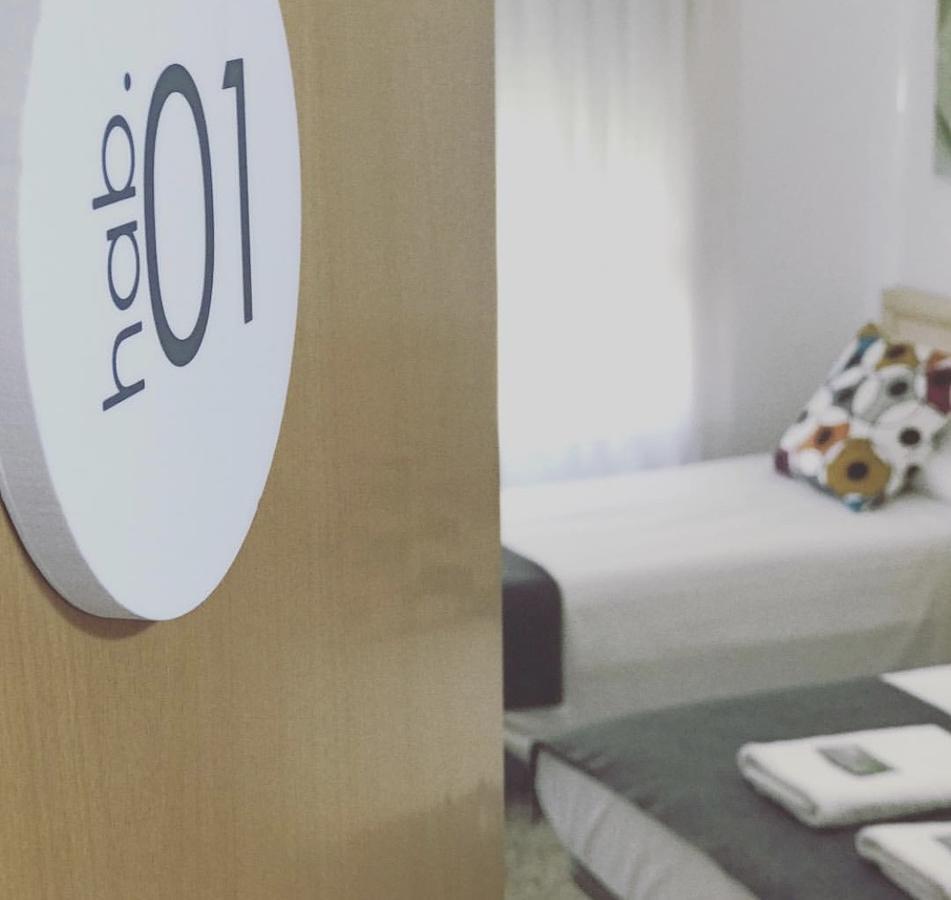 Hostal Badalona Ngoại thất bức ảnh