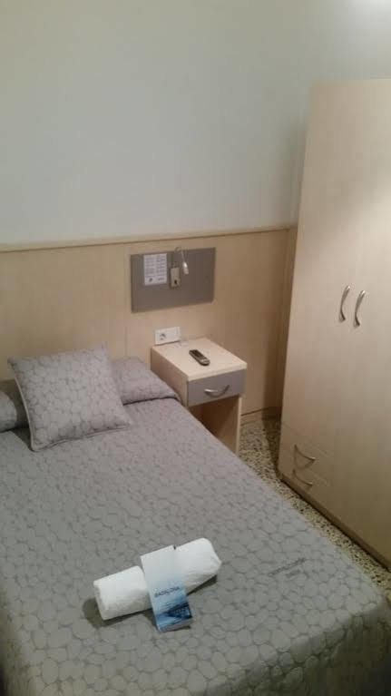 Hostal Badalona Ngoại thất bức ảnh